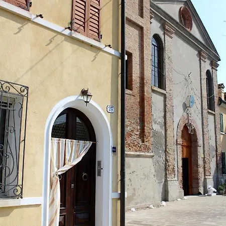 Porta Del Carmine Comacchio